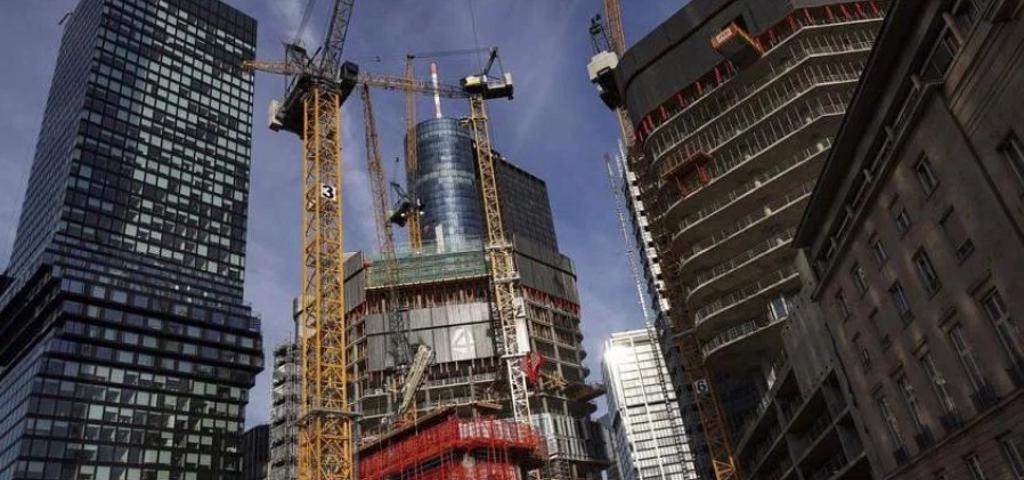 Στα €206 δισ. οι επενδύσεις σε Ευρωπαϊκά ακίνητα το 2024. Οι κερδισμένοι της χρονιάς Στα €206 δισ. οι επενδύσεις σε Ευρωπαϊκά ακίνητα το 2024. Οι κερδισμένοι της χρονιάς